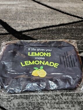 "IF LIFE GIVES YOU LEMONS MAKE LEMONADE" SMALL FULL-ZIP DAILY ESSENTIALS BAG